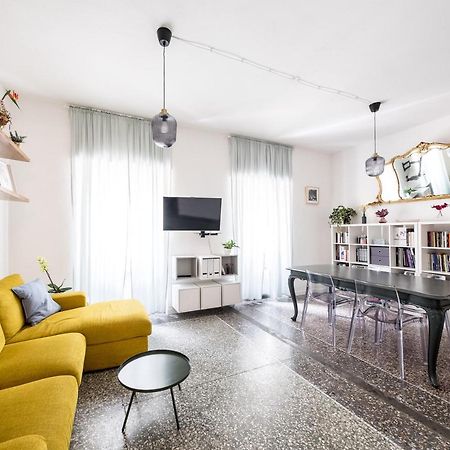 Domus Deiana Apartment Cagliari Ngoại thất bức ảnh