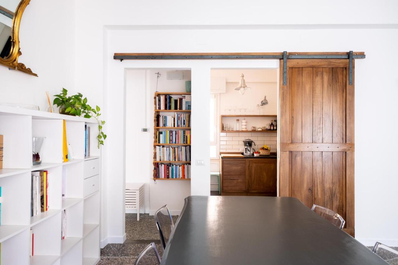 Domus Deiana Apartment Cagliari Ngoại thất bức ảnh